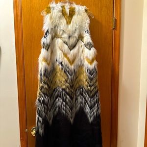 Donna Slayers Faux Fur Maxi Vest